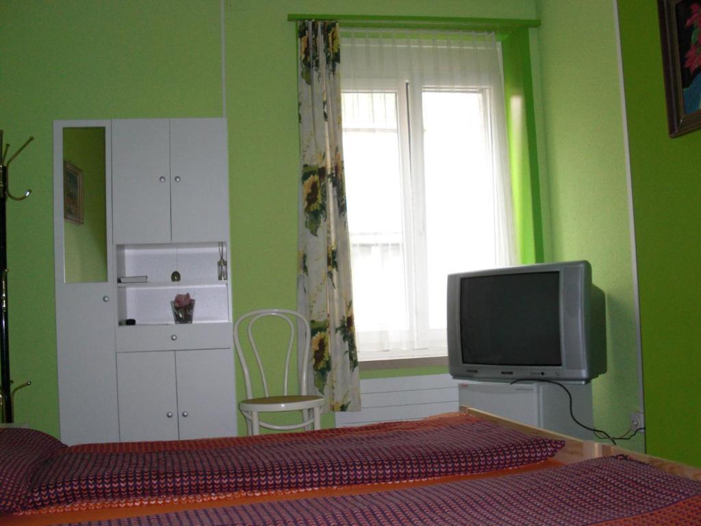 Auberge de jeunesse Back-Packer Federnhut à Schaffhouse Chambre photo